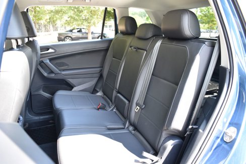 Used 2019 Volkswagen Tiguan S image 24