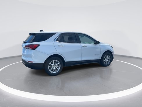 Used 2022 Chevrolet Equinox LT image 9