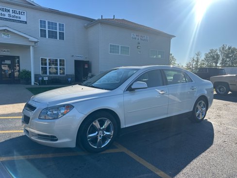 Used 2010 Chevrolet Malibu LT w/ Premium Audio Package image 2