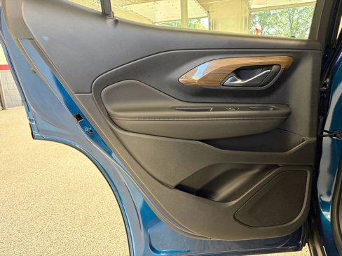 Used 2020 GMC Terrain SLE w/ LPO, Floor Liner Package image 21