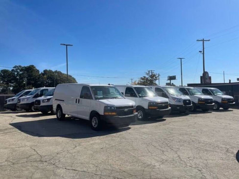 Used 2021 GMC Savana 3500 Extended w/ Power Convenience Package image 18