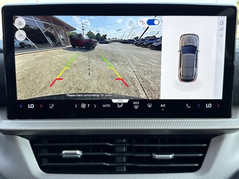 New 2025 Ford Explorer Active image 12