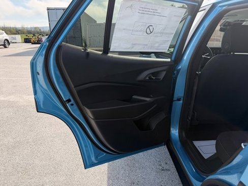 New 2026 Chevrolet Trax LS image 36