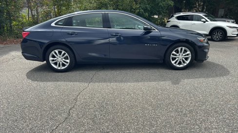 Used 2018 Chevrolet Malibu LT image 4