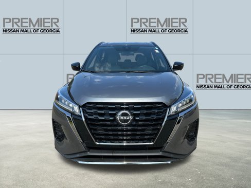 Certified 2022 Nissan Kicks SR w/ Premium Package image 2