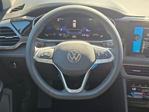 New 2025 Volkswagen Taos SE image 27