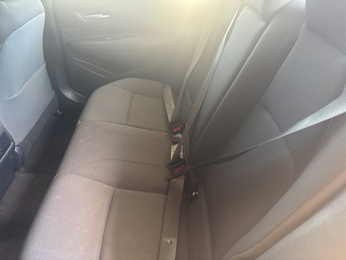 Used 2021 Toyota Corolla LE image 22