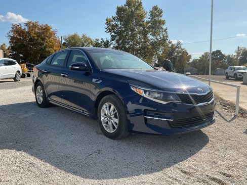 Used 2016 Kia Optima LX w/ LX Convenience Package image 1