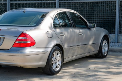 Used 2003 Mercedes-Benz E 320 Sedan image 12