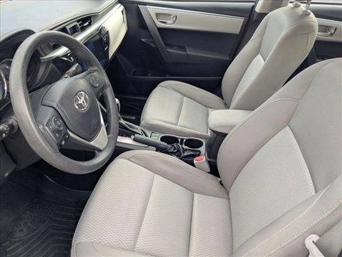 Used 2016 Toyota Corolla LE image 14