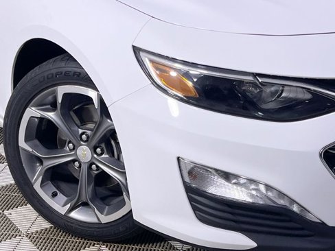 Used 2020 Chevrolet Malibu LT image 6