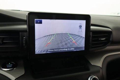 Used 2020 Ford Explorer XLT image 6