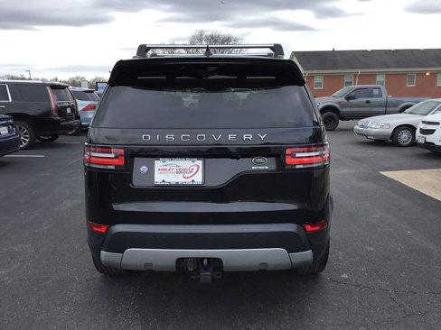 Used 2017 Land Rover Discovery HSE image 4