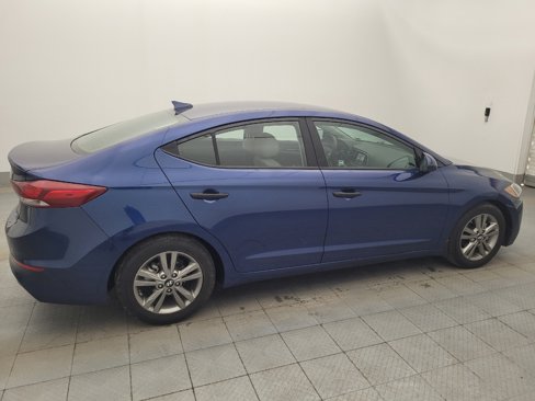 Used 2018 Hyundai Elantra SEL image 10