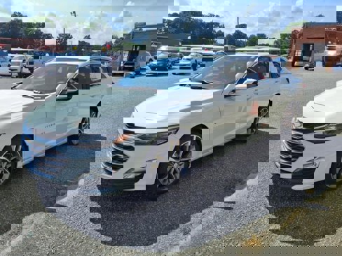 Used 2023 Chevrolet Malibu LT image 5