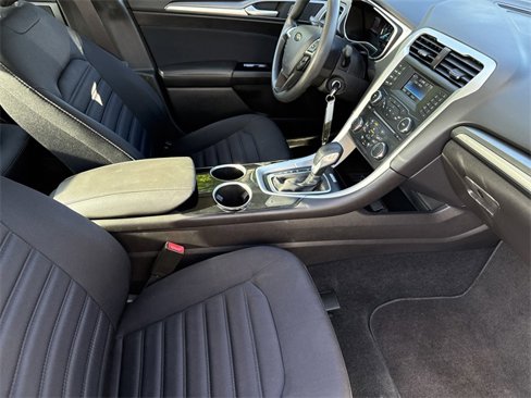 Used 2014 Ford Fusion SE image 13