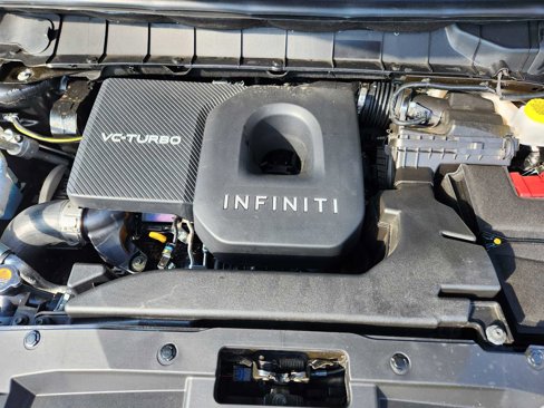 Certified 2025 INFINITI QX60 Luxe image 9