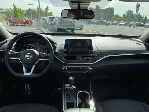 Used 2023 Nissan Altima 2.5 SV image 12