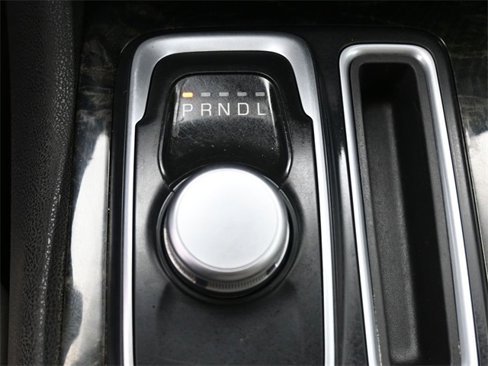Used 2016 Chrysler 300 C image 24