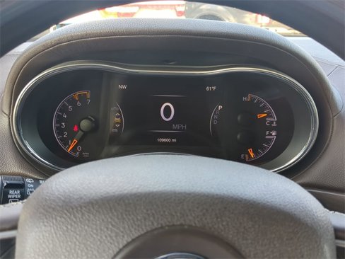 Used 2018 Jeep Grand Cherokee Overland image 30