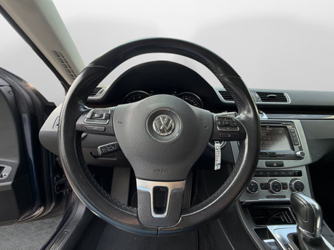 Used 2013 Volkswagen CC Lux image 11