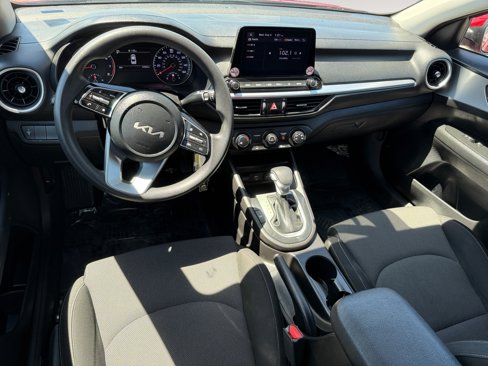 Used 2022 Kia Forte LXS image 15