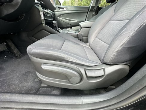 Used 2021 Hyundai Tucson SE image 12