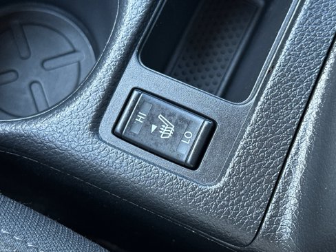 Used 2020 Nissan Rogue SV w/ Premium Package image 34