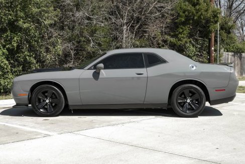 Used 2019 Dodge Challenger SXT image 11