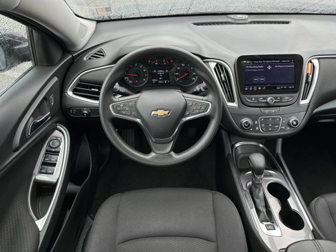 Used 2022 Chevrolet Malibu LT image 22