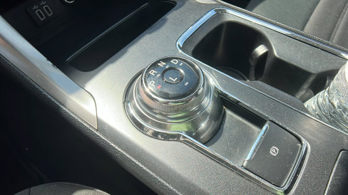 Used 2020 Ford Fusion SE image 29