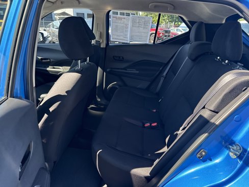 Used 2024 Nissan Kicks S image 17