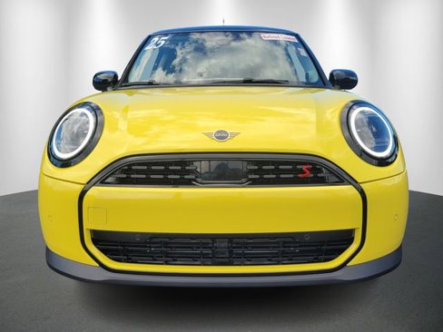 New 2025 MINI Cooper S image 2