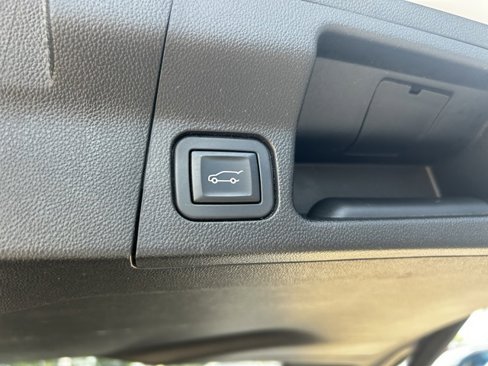 Used 2019 GMC Acadia SLE w/ Driver Alert Package I image 40