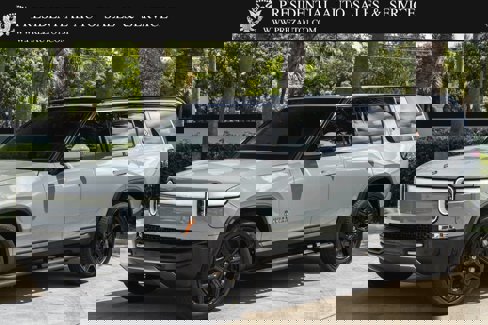 Used 2024 Rivian R1S Adventure image 1