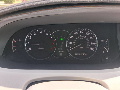 Used 2009 Toyota Avalon XLS image 15