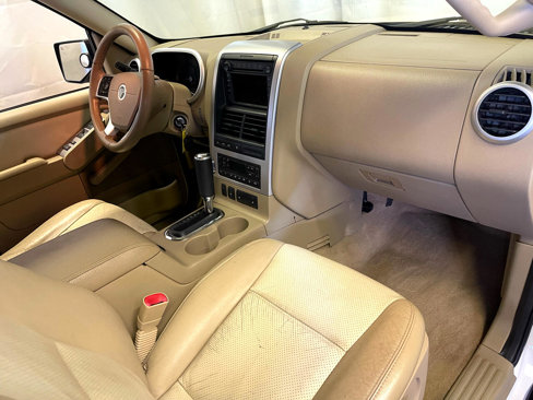 Used 2007 Mercury Mountaineer Premier image 13
