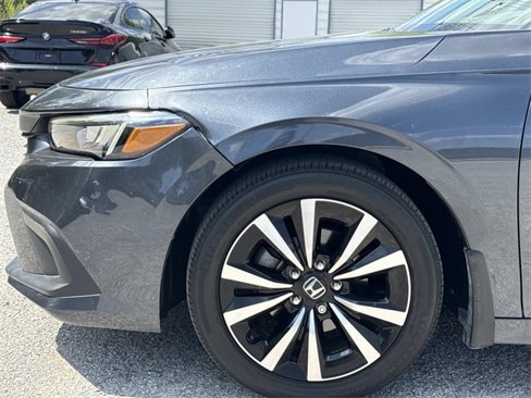 Used 2023 Honda Civic EX image 5