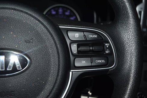 Used 2019 Kia Sportage LX image 9