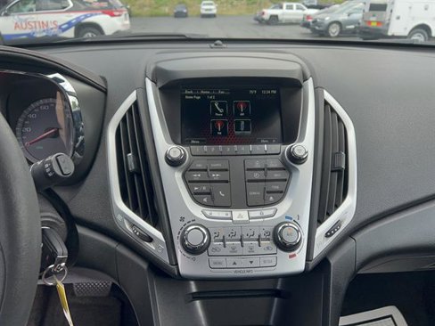 Used 2015 GMC Terrain SLE image 23