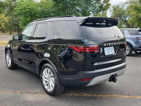 New 2025 Land Rover Discovery S image 5