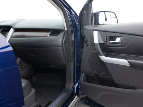 Used 2011 Ford Edge Limited w/ Driver Entry Pkg image 28