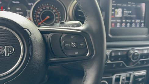 Used 2018 Jeep Wrangler Unlimited Sport S image 15