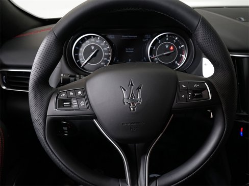 New 2024 Maserati Levante GT Ultima image 7