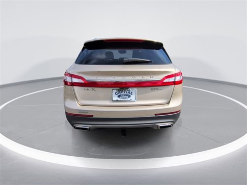 Used 2017 Lincoln MKX Reserve w/ Driver Assistance Package image 7