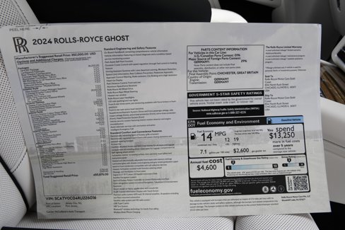 Used 2024 Rolls-Royce Ghost w/ Ghost Package image 33