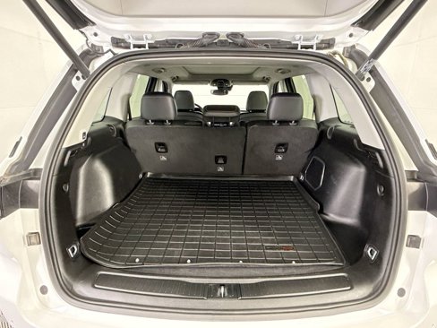 Used 2022 Jeep Grand Cherokee Limited image 27