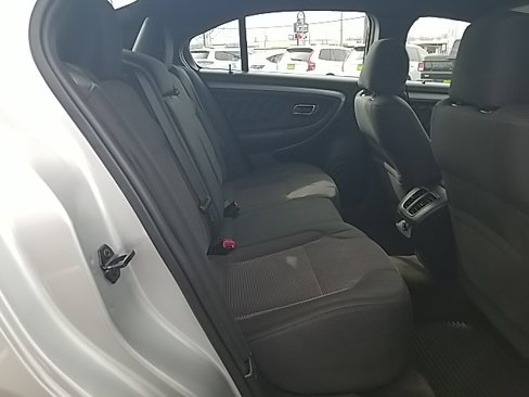 Used 2018 Ford Taurus SEL image 36