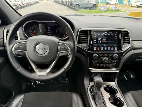 Used 2021 Jeep Grand Cherokee Laredo X image 13