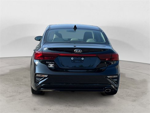 Used 2020 Kia Forte LXS image 4